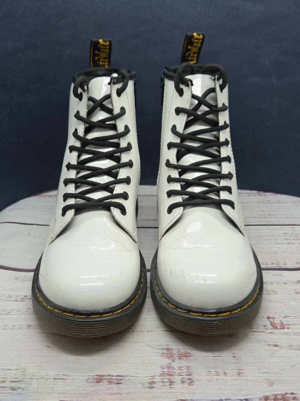 --‎ Dr Martens 1460J White Leather Lace Up Zip Combat Boots Size Youth 4